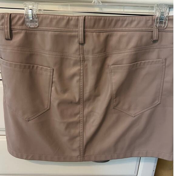 Kensie Tan Faux Vegan Leather Mini Skirt Women's Size 14 concerts festivals - Picture 2 of 6